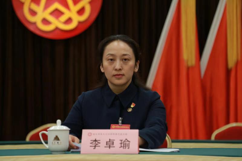 轉(zhuǎn)向拖車